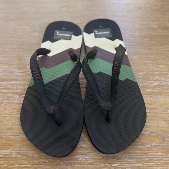 REEF Global Surf Men’s Rubber Flip Flops Sandals shoes Size 10 - Picture 1 of 4